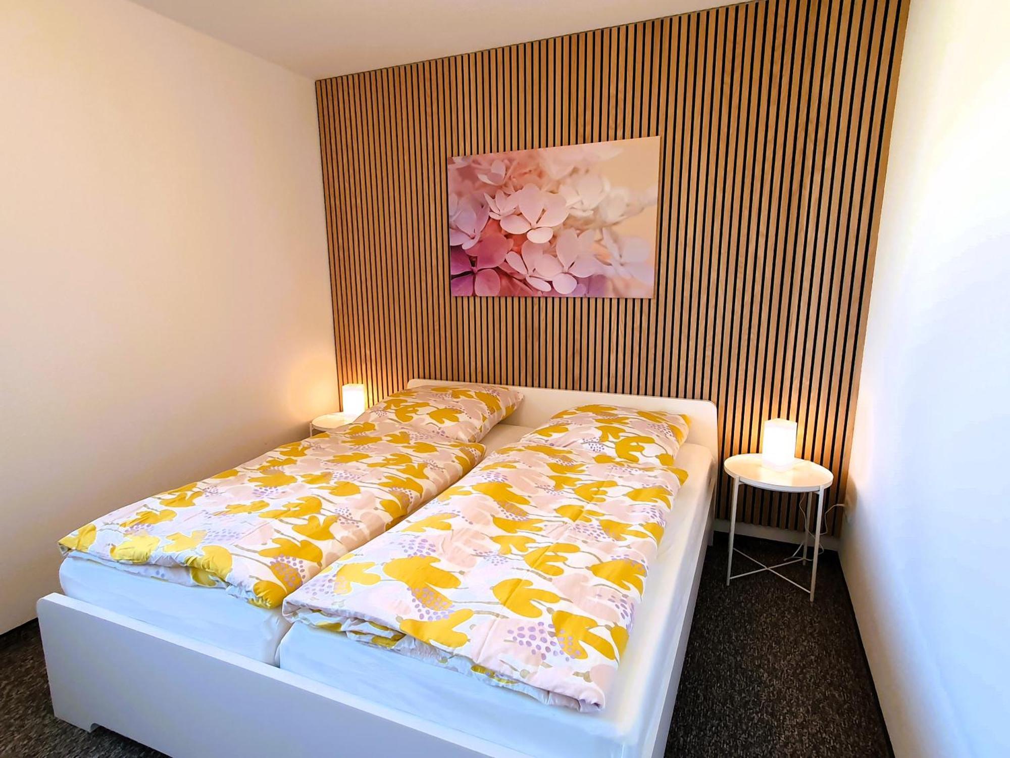Geraeumige, Moderne Ferienwohnung Mit Pkw- Und Fahrradstellplatz - Fewo Nordland Schwerin  Exterior foto